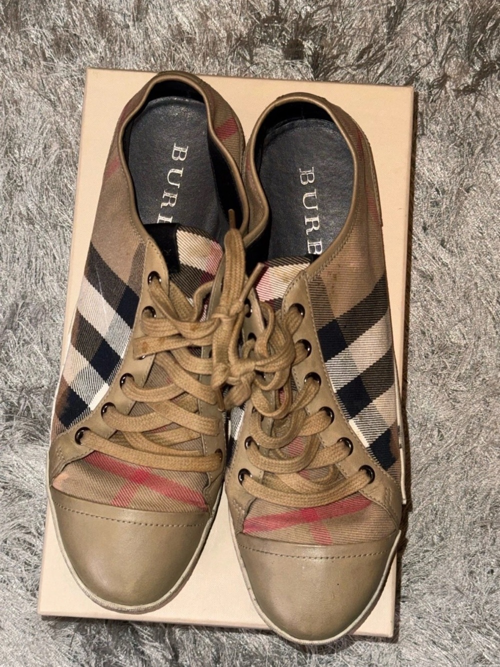 Authentic Burberry Nova Check Lace-Up Women’s Sneakers EUR Size: 41 - Picture 1 of 6